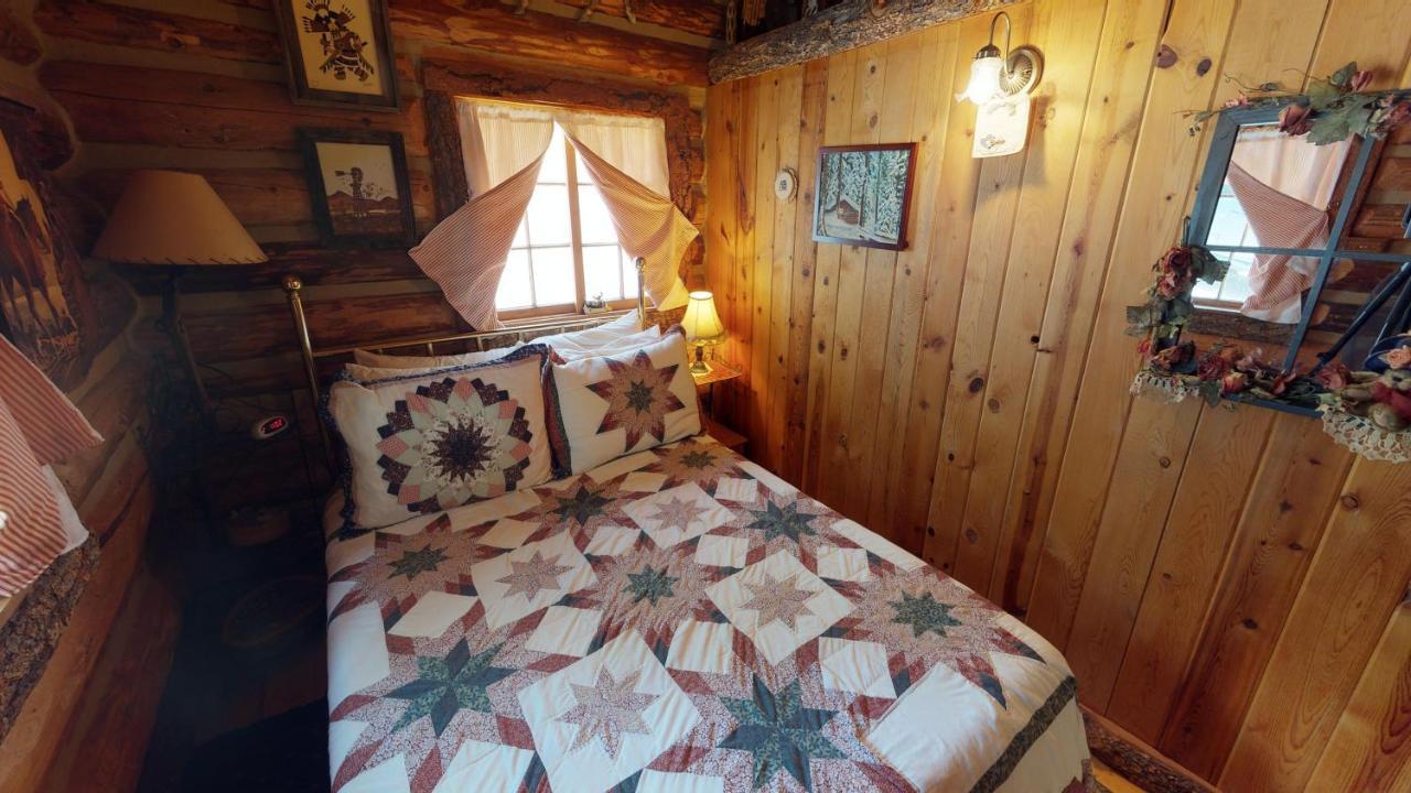 Cabin By The Creek With High Speed Wifi Red River Buitenkant foto
