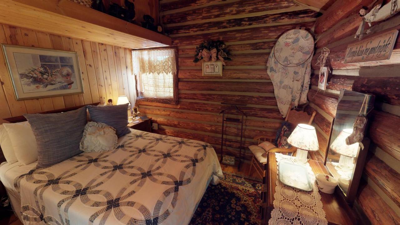 Cabin By The Creek With High Speed Wifi Red River Buitenkant foto