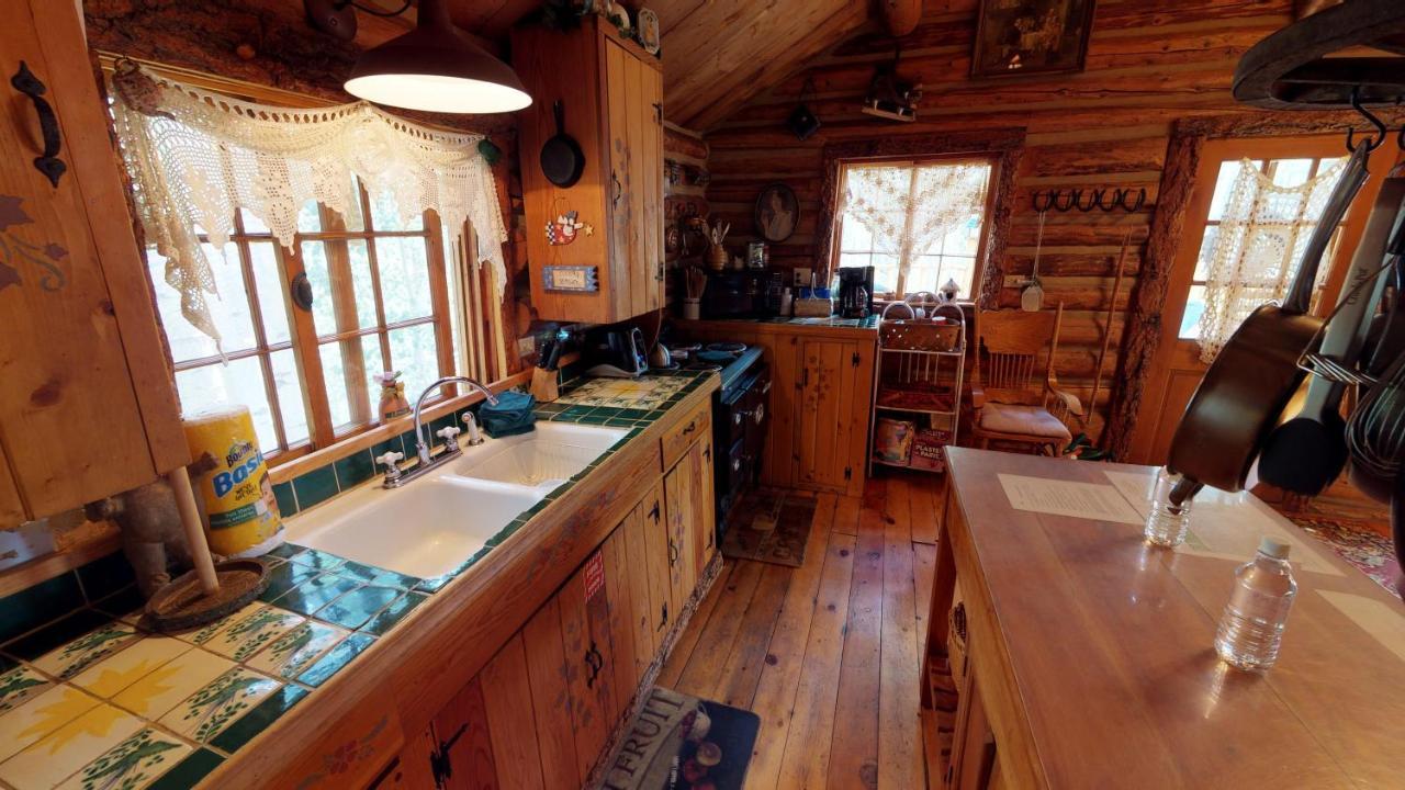 Cabin By The Creek With High Speed Wifi Red River Buitenkant foto