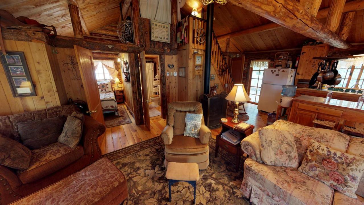 Cabin By The Creek With High Speed Wifi Red River Buitenkant foto
